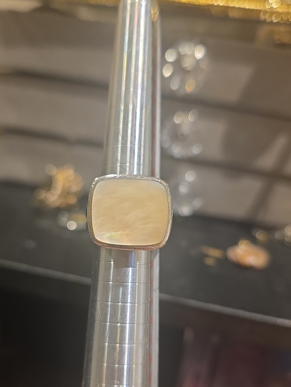 Vintage Silver Ring with Cream Mother-of-Pearl Square Inlay